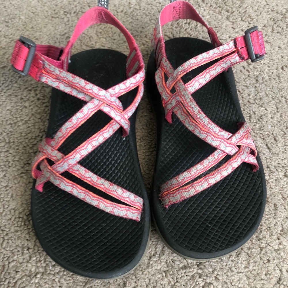 Chacos!